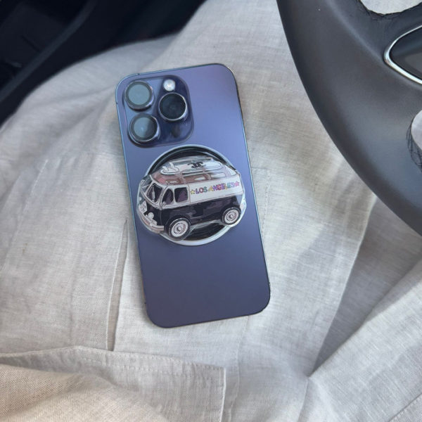 Bus magsafe grip